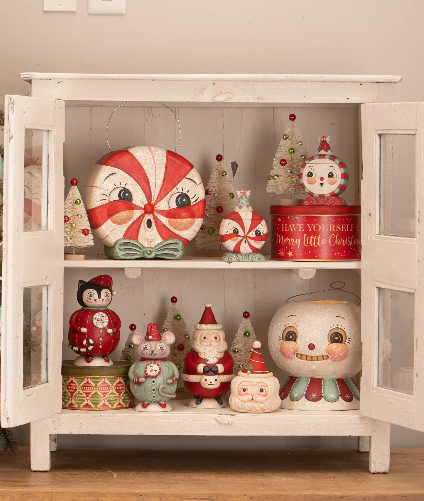 St. Nick Hollow Head Container