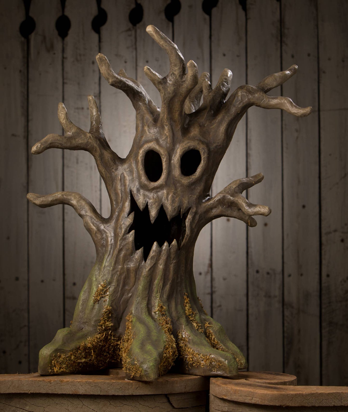 Happy Haunting Tree