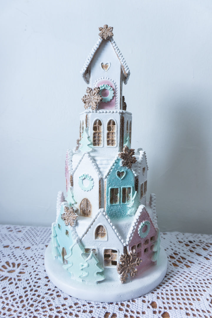 Pink Christmas Tree Cake on Pesdastol