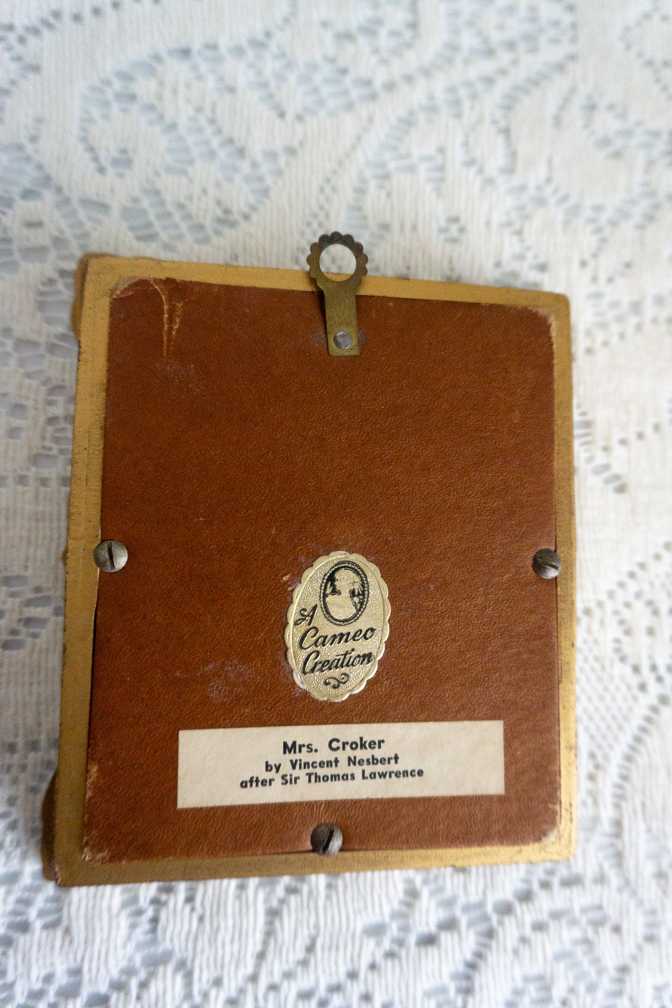 Cameo Creations "Mrs. Croker" in Gilded Gold Frame