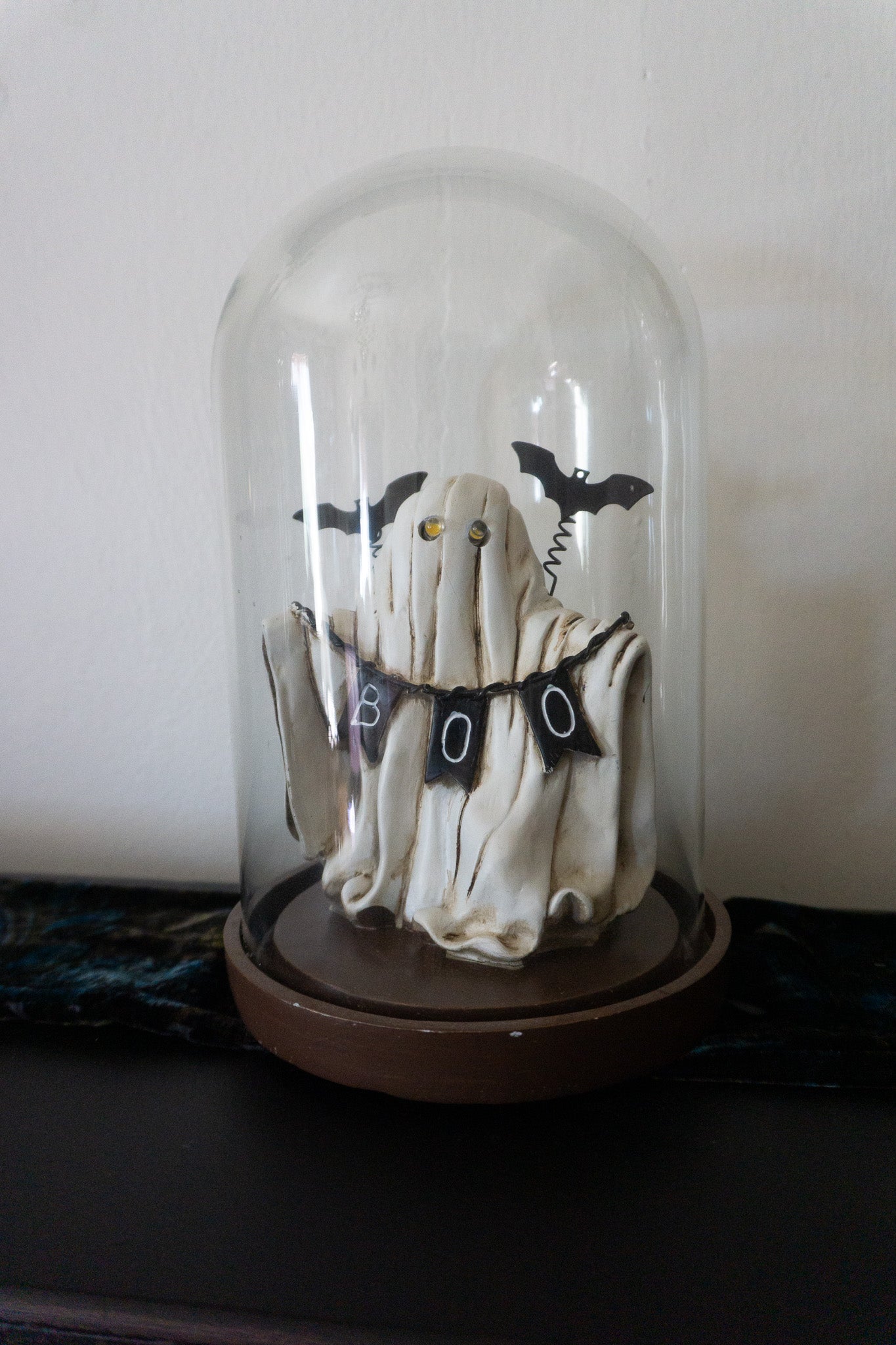 Vintage Style Ghost Light-Up Cloche