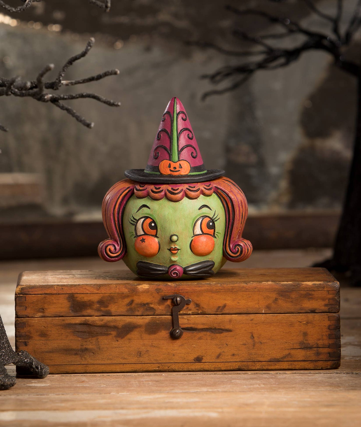 Hagatha Hollow Head Container
