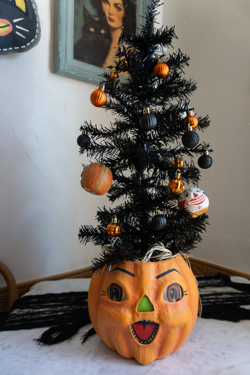 Spunky Pumpkin Bucket Paper Mache