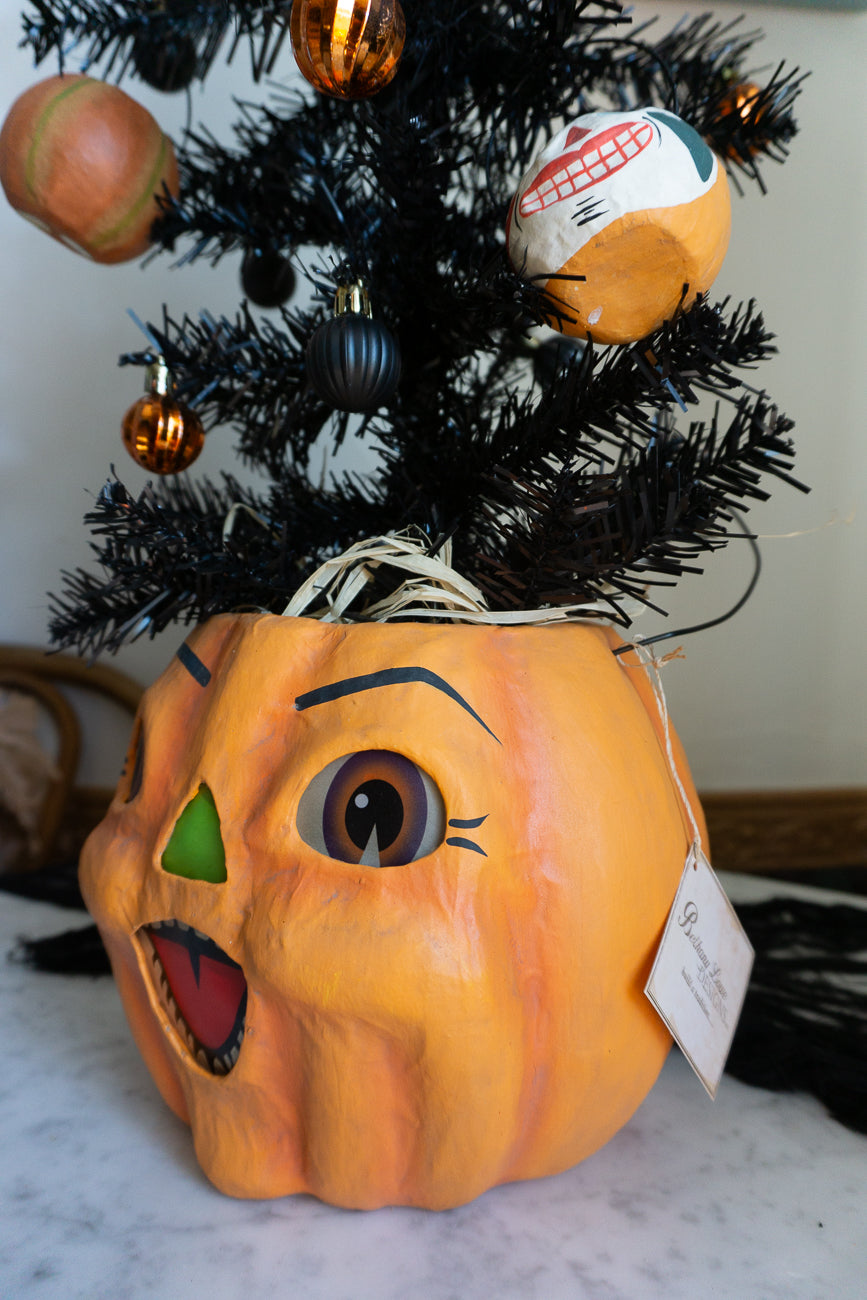 Spunky Pumpkin Bucket Paper Mache