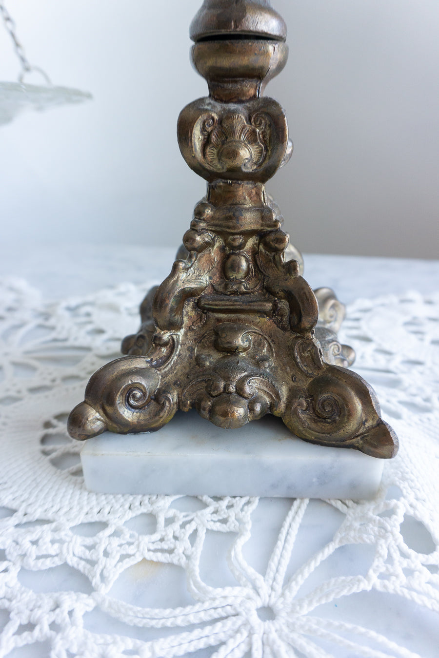Vintage Hollywood Regency Crystal Cast Metal Marble Scales Of Justice, Made in Italy