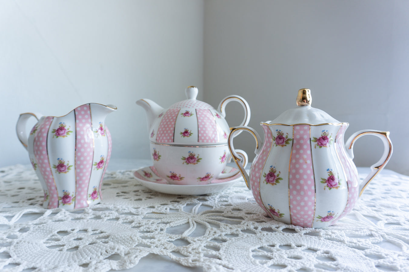 Full 3-piece tea set with creamer, sugar bowl, and teapot-for-one