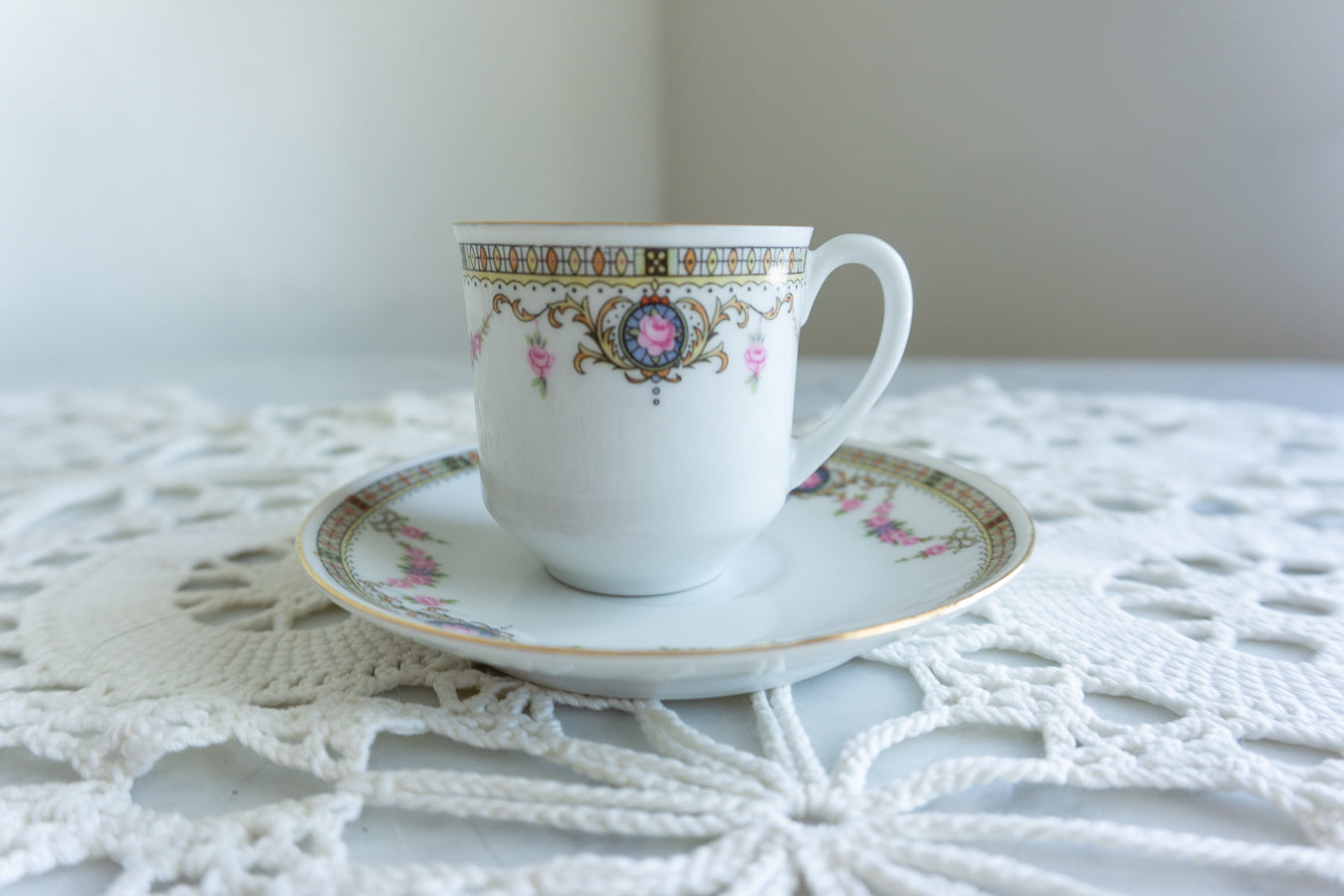 Esmag Bavaria Pink Rose Demitasse Cup & Saucer Set – Ornate Gold Trim Porcelain Teacup
