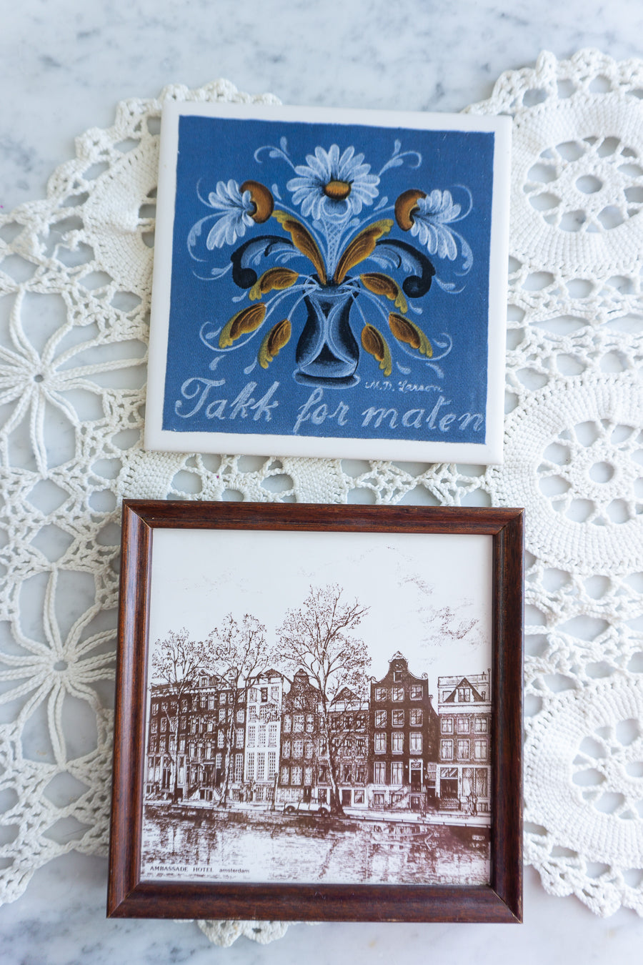 Ceramic Amsterdam Framed Tile & Norwegian Floral Tile Art Set