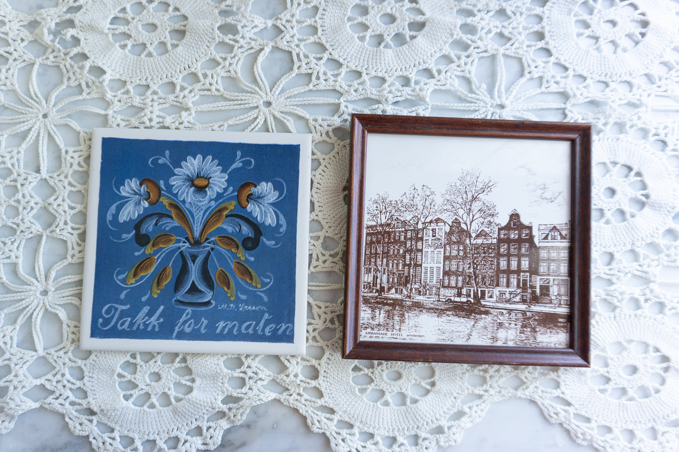 Ceramic Amsterdam Framed Tile & Norwegian Floral Tile Art Set