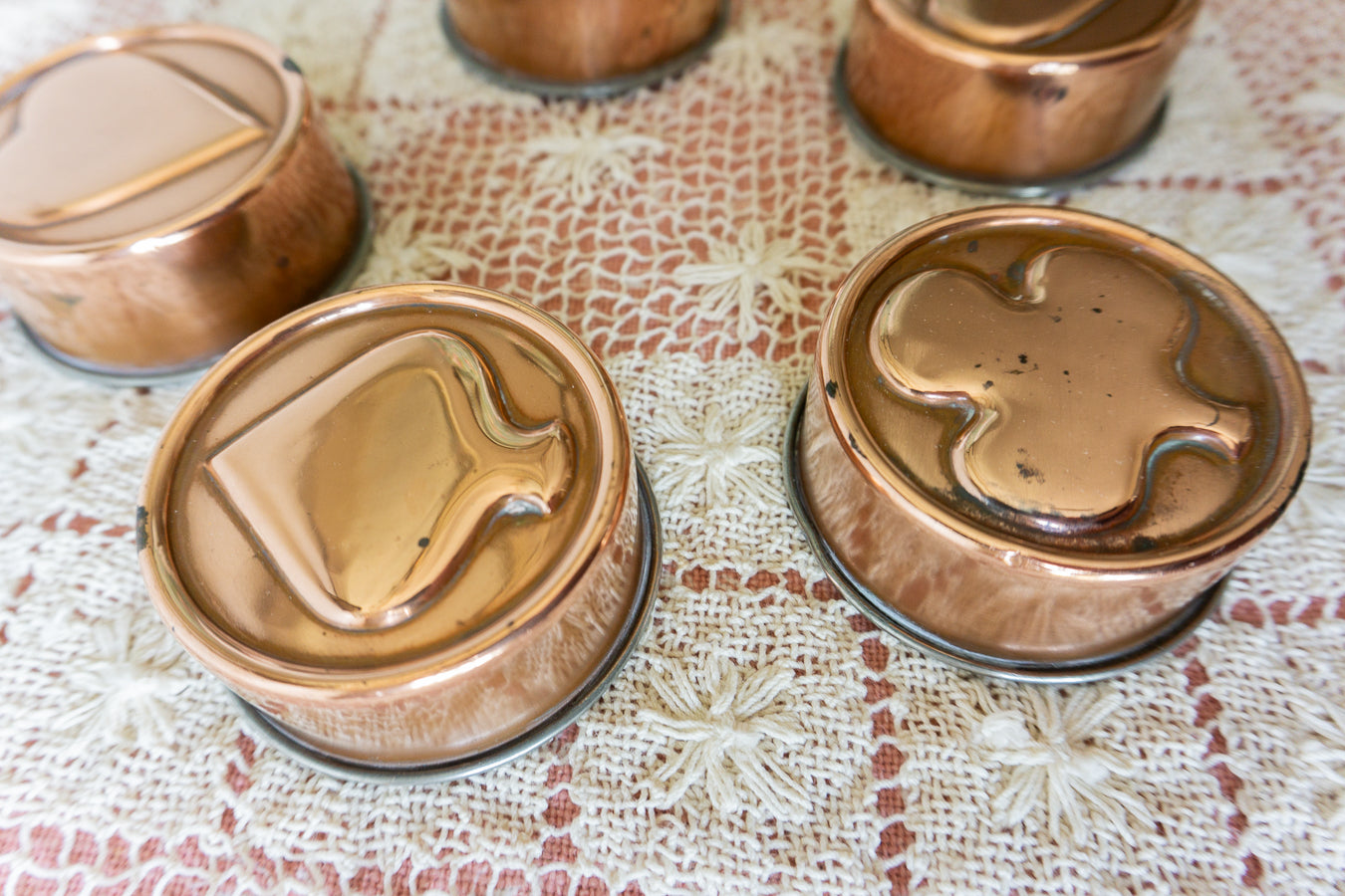 Set of 5 Small Copper Molds – Heart, Clover, Diamond, and More – Retro Kitchen Wall Decor