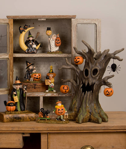 Happy Haunting Tree