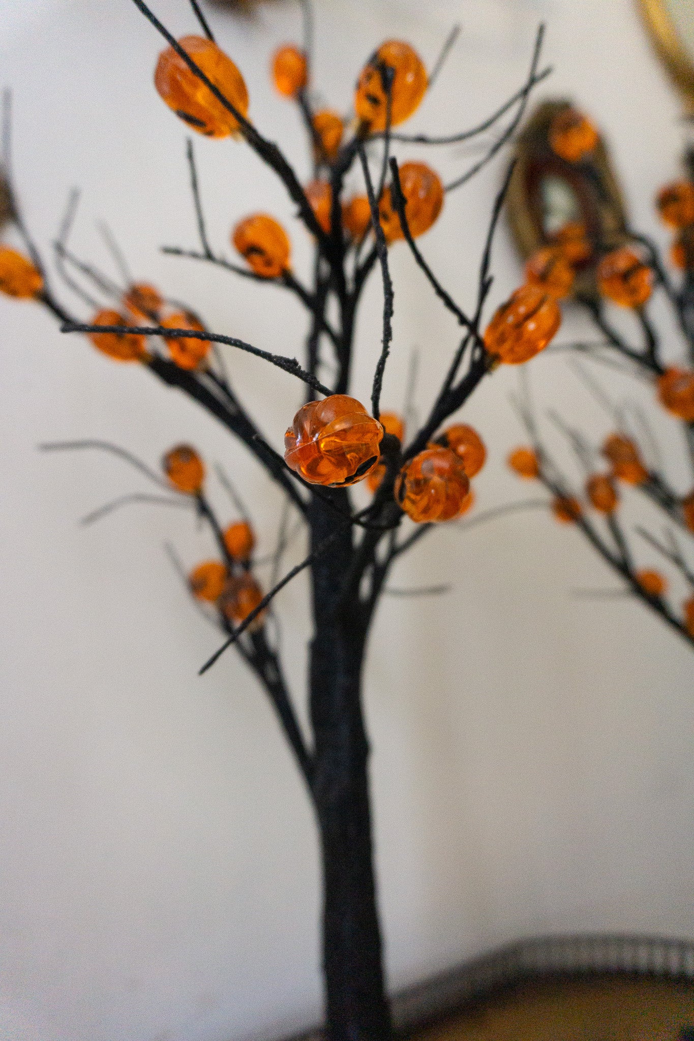 Vintage Style Pumpkin Halloween Decor Tree