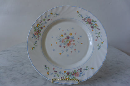 Luncheon Plate Victoria by ARCOPAL, Made in France