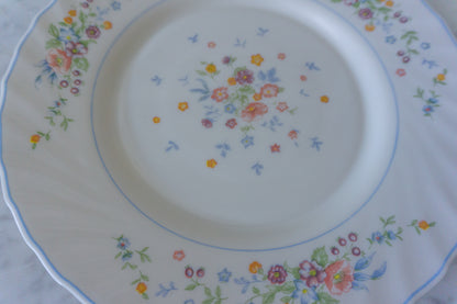 Luncheon Plate Victoria by ARCOPAL, Made in France