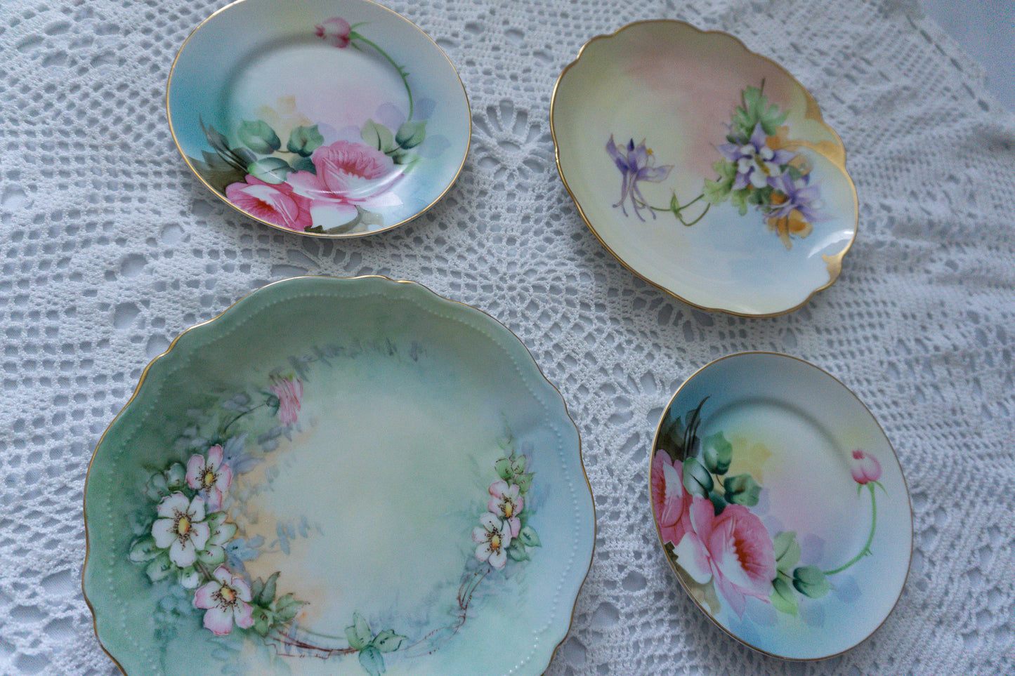 Pastel Florals Plate Collection