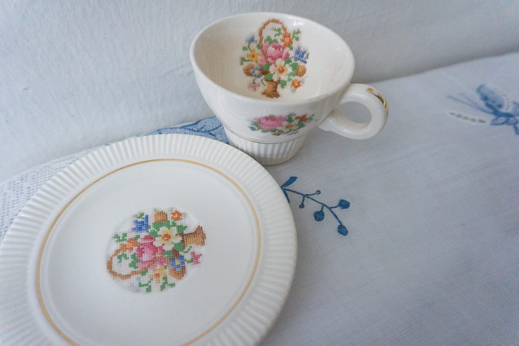 Vintage Salem China Teacup & Saucer Set Basket Petite Point Pattern