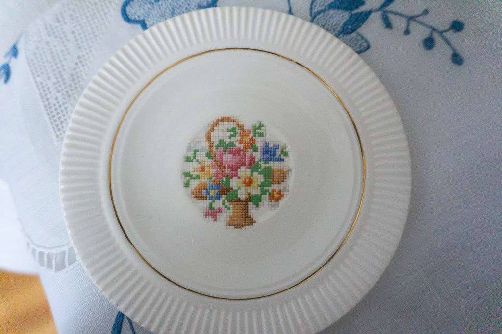 Vintage Salem China Teacup & Saucer Set Basket Petite Point Pattern