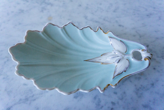 KPM Bavaria Porcelain Leaf-Shaped Dish top view