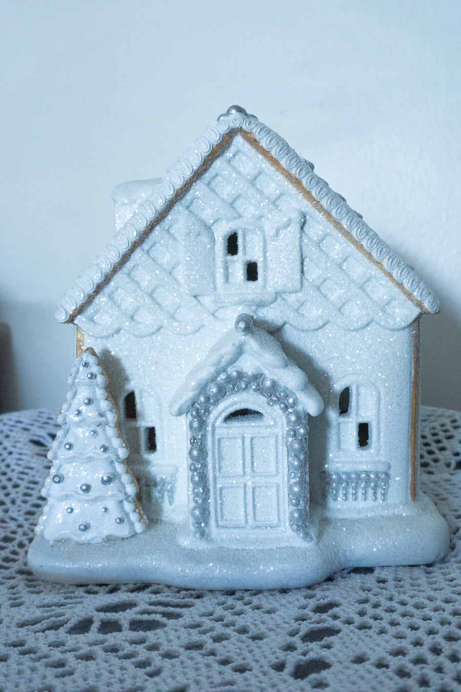 White Frosted Gingerbread House, by Cupcakes & Cashmere