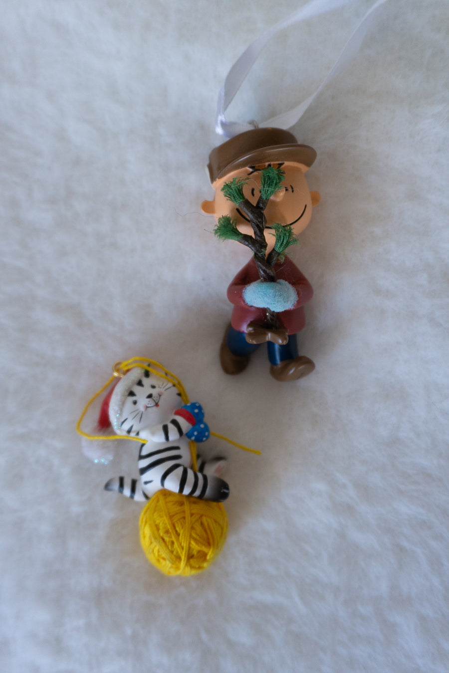 Vintage Charlie Brown & Kitty Ornament Set