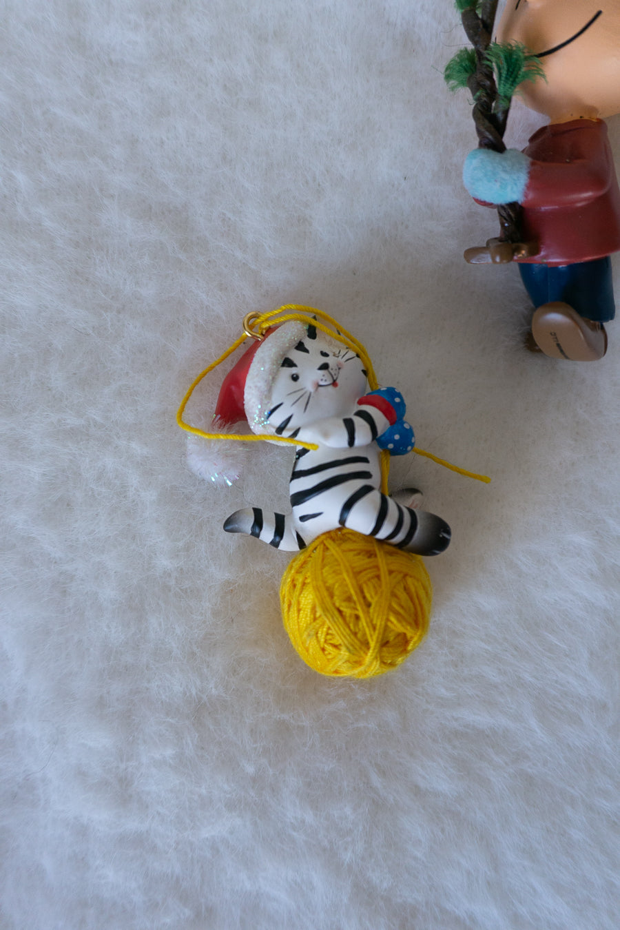 Vintage Charlie Brown & Kitty Ornament Set
