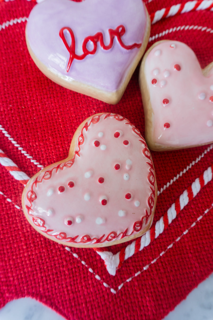 Valentines Day Ceramic Heart Cookie Set