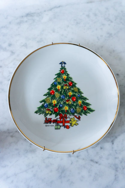 Vintage Christmas Plate Set